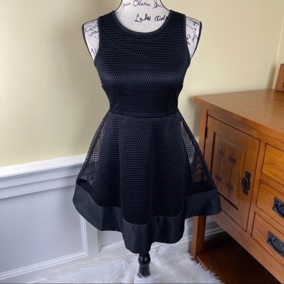 Romeo & Juliet Couture Solid Mesh Hollowed Sleeveless Dress - Picture 2 of 8